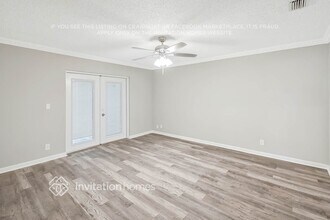 5754 Lincoln Cir E in Greenacres, FL - Foto de edificio - Building Photo