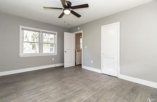 122 W Lagrange St in Morenci, MI - Building Photo - Building Photo