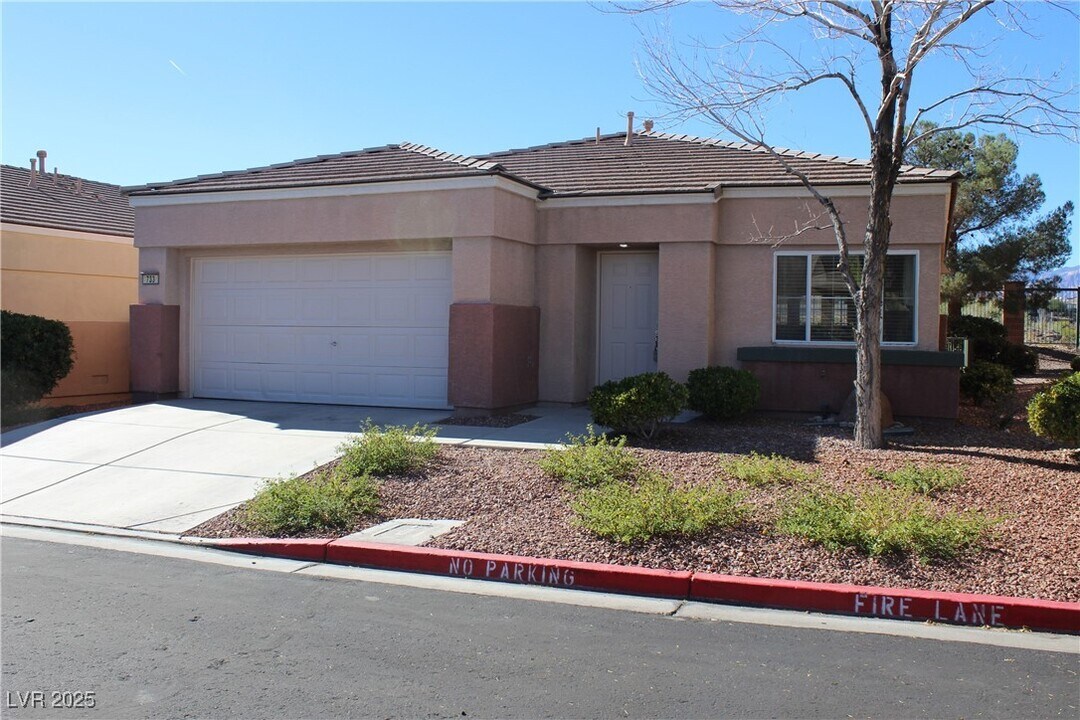733 Chase Tree St in Las Vegas, NV - Building Photo