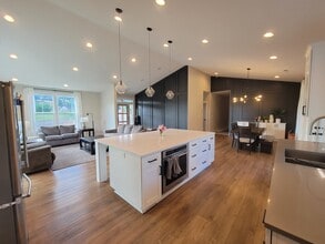 218 Hansen Rd in Woodland, WA - Building Photo - Building Photo