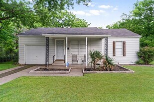 920 N Virginia St in Terrell, TX - Building Photo