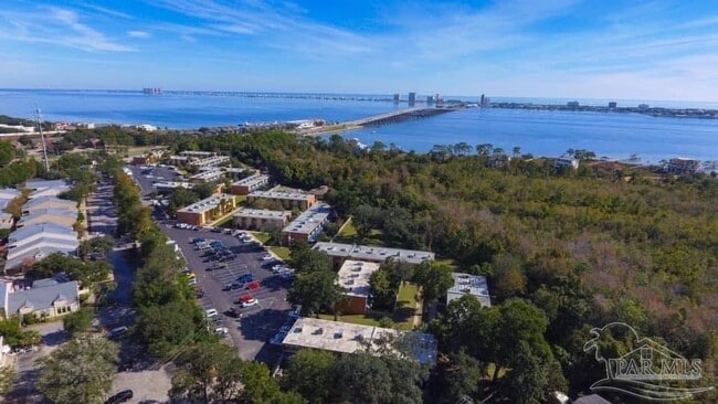 property at 201 Pensacola Beach Rd