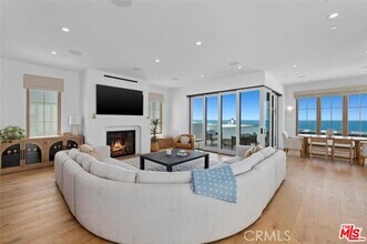 505 Bayview Dr in Manhattan Beach, CA - Building Photo - Building Photo