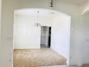 3319 NW 9th St in Cape Coral, FL - Building Photo - Building Photo