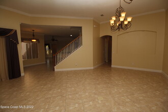 285 Galicia St SW in Palm Bay, FL - Building Photo - Building Photo