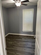 429 South St in Elgin, IL - Building Photo - Building Photo