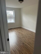 2277 Hollinshed Ave in Pennsauken, NJ - Building Photo - Building Photo