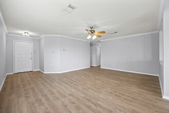 7902 Chestnut Bear Dr in Converse, TX - Building Photo - Building Photo