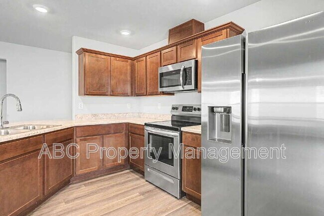 4404 SW Sackett Ave in Bentonville, AR - Building Photo - Building Photo