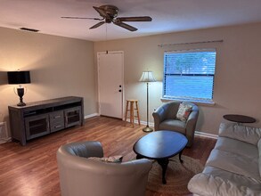 4530 NW 27th Terrace in Gainesville, FL - Building Photo - Building Photo