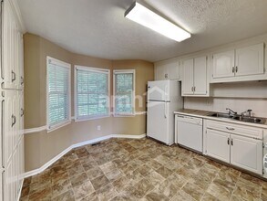 215 Bennett Farms Trail in Acworth, GA - Building Photo - Building Photo