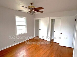 800 E 75th Terrace in Kansas City, MO - Building Photo - Building Photo