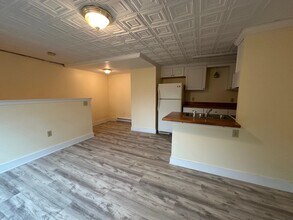 23 Ashuelot St in Winchester, NH - Building Photo - Building Photo