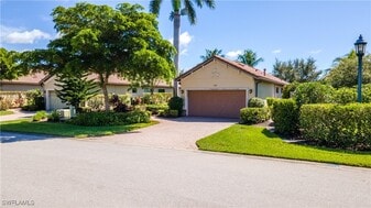 3280 Miyagi Ln in Naples, FL - Building Photo