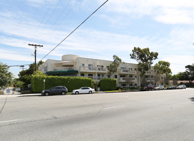 5166 Sepulveda Blvd in Culver City, CA - Building Photo - Building Photo