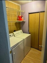 951 N Auburn Ave in Farmington, NM - Foto de edificio - Building Photo