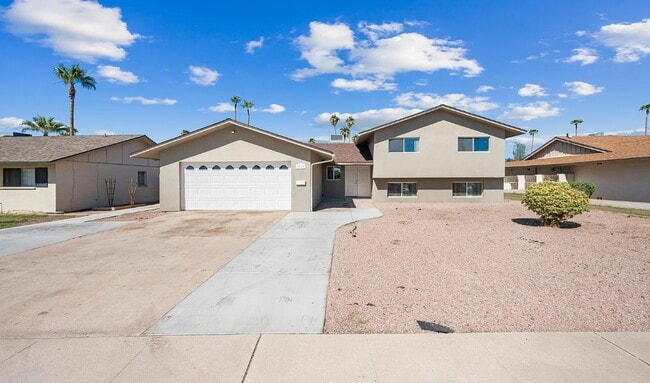 1720 E Hermosa Dr in Tempe, AZ - Building Photo - Building Photo