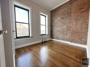 199 E 3rd St in New York, NY - Building Photo - Building Photo