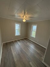 233 Chestnut St in Newcomerstown, OH - Building Photo - Building Photo