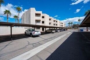 1611 AZ-95 in Bullhead City, AZ - Building Photo