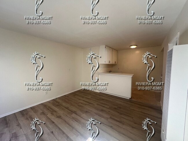 741 Manhattan Beach Blvd in Manhattan Beach, CA - Building Photo - Building Photo