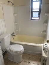 280 E 38th St in Erie, PA - Building Photo - Building Photo