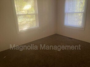 413 Rollins Ave in Henderson, NC - Building Photo - Building Photo