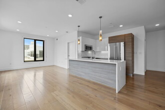 30 Penniman Rd, Unit #507 in Boston, MA - Building Photo - Building Photo