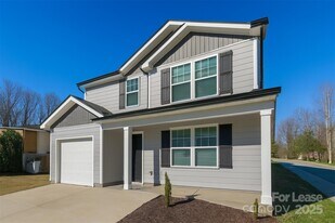 3024 Seymour Dr in Charlotte, NC - Building Photo