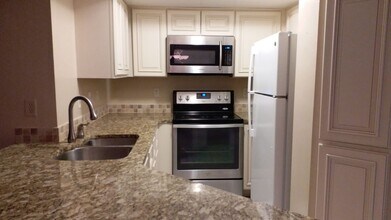 1141 Deer Hollow Pl in Sarasota, FL - Building Photo - Building Photo