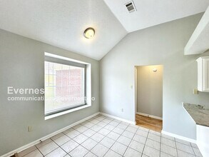 3821 Richbrook Dr in Memphis, TN - Building Photo - Building Photo