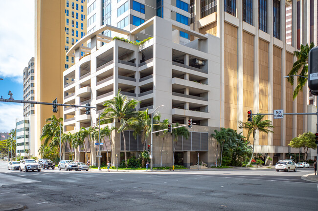 Pinnacle Honolulu in Honolulu, HI - Building Photo - Building Photo