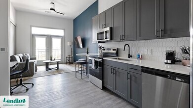 3706 Goodwin Ave, Unit 166 in Austin, TX - Building Photo - Building Photo