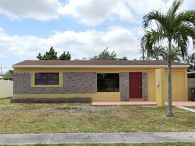 7580 Fillmore St in Hollywood, FL - Building Photo