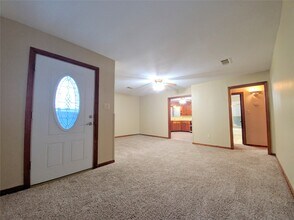 1717 Hawthorne St in La Marque, TX - Building Photo - Building Photo