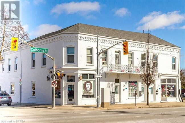 143 Murray St