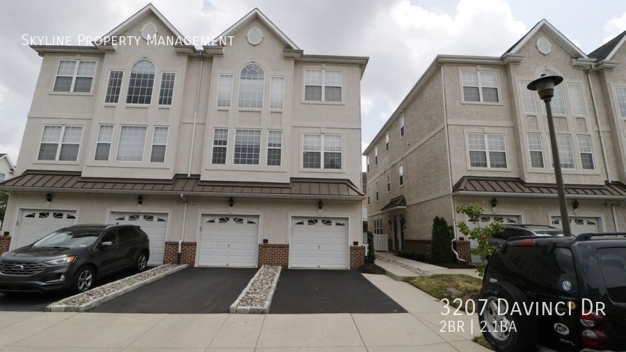 3207 Davinci Dr in Philadelphia, PA - Building Photo