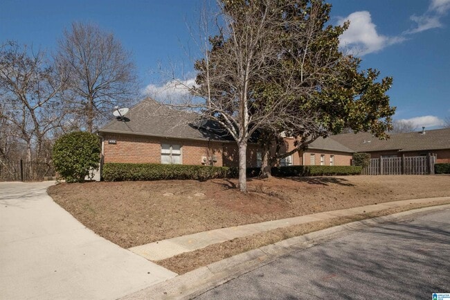 4006 Vestview Dr in Vestavia Hills, AL - Building Photo - Building Photo