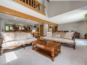 1412 Ambleside Cir in Naperville, IL - Foto de edificio - Building Photo