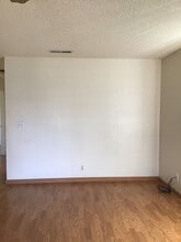 1060 Jackson St in Gridley, CA - Building Photo - Building Photo