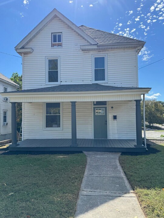 912 Patterson Ave SW in Roanoke, VA - Building Photo