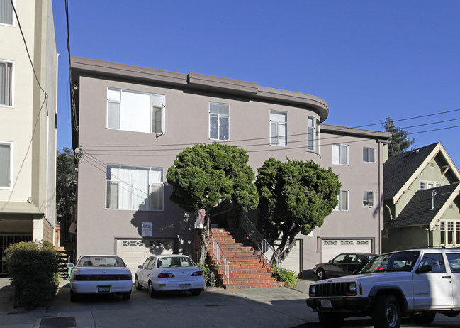 Adams Point in Oakland, CA - Foto de edificio - Building Photo