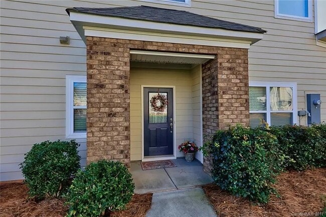 property at 8517 Loxton Cir