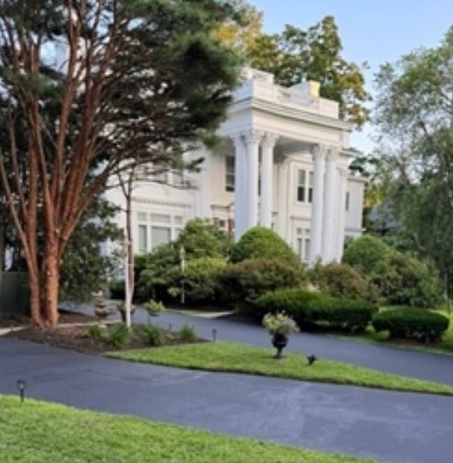 property at 600 Washington St