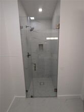 10245 NW 9th Street Cir, Unit 210 in Doral, FL - Building Photo - Building Photo