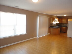 17378 Austrian Pine Way in Westfield, IN - Foto de edificio - Building Photo