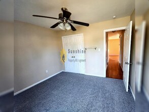 5049 Reese Dr N in Portsmouth, VA - Foto de edificio - Building Photo