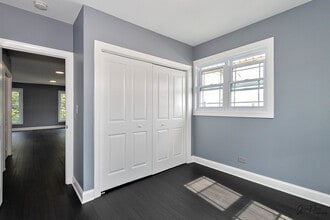 51 Seymour Ave in Grayslake, IL - Building Photo - Building Photo