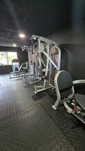 495 NW 72nd Ave in Miami, FL - Building Photo - Building Photo