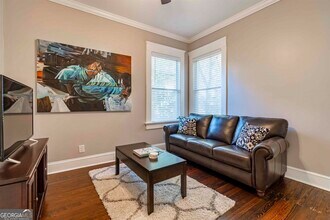 877 Edgewood Ave NE in Atlanta, GA - Building Photo - Building Photo